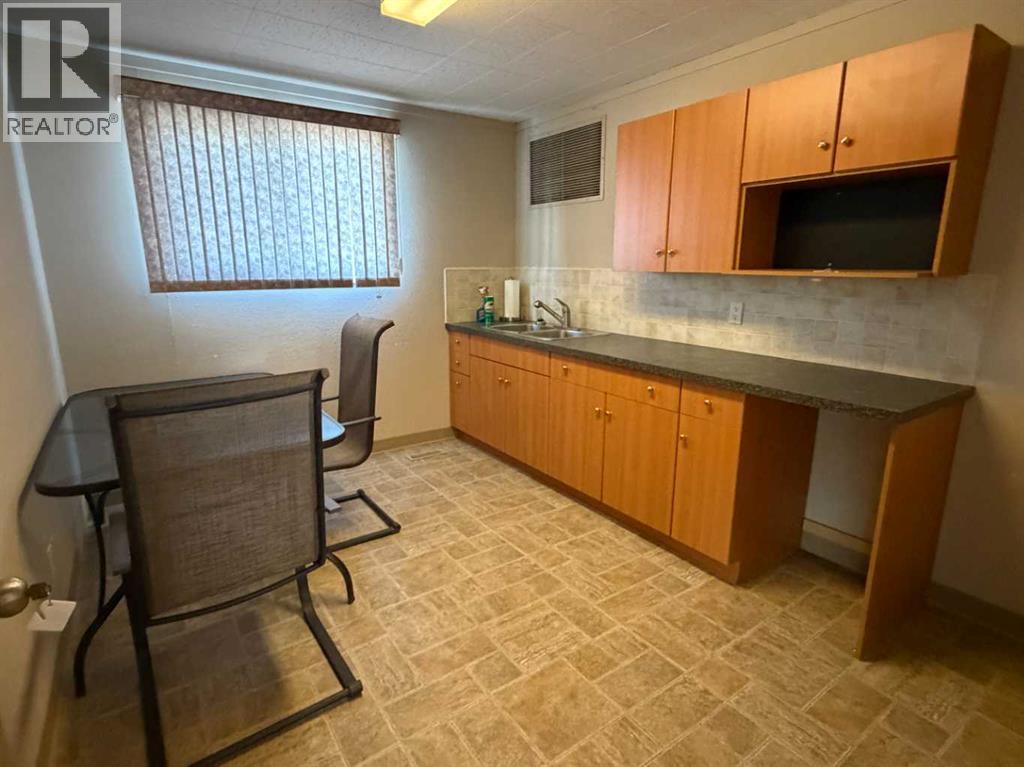 5807 60 Street, Taber, Alberta  T1G 2B4 - Photo 15 - A2295551