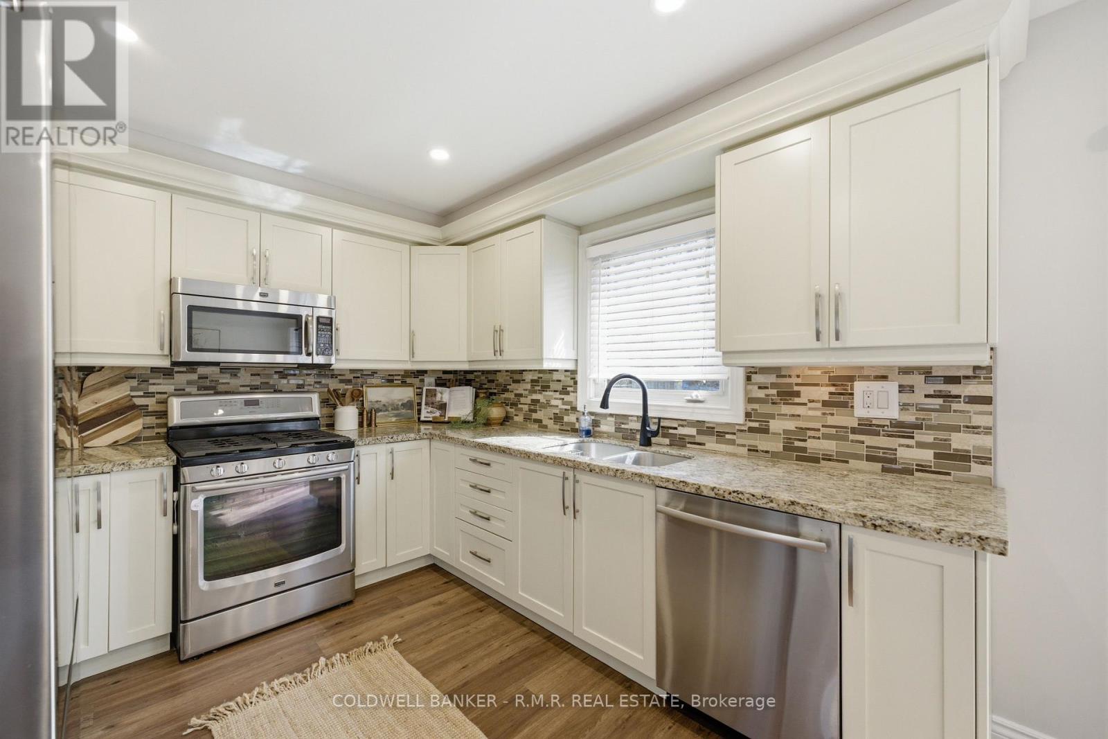 21 Yorkville Drive, Clarington, Ontario  L1E 2A8 - Photo 10 - E12923786