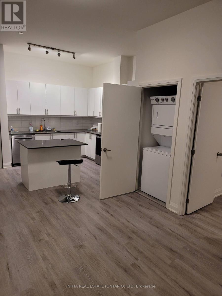 110 - 58 Lakeside Terrace, Barrie, Ontario  L4M 7B9 - Photo 3 - S12637884