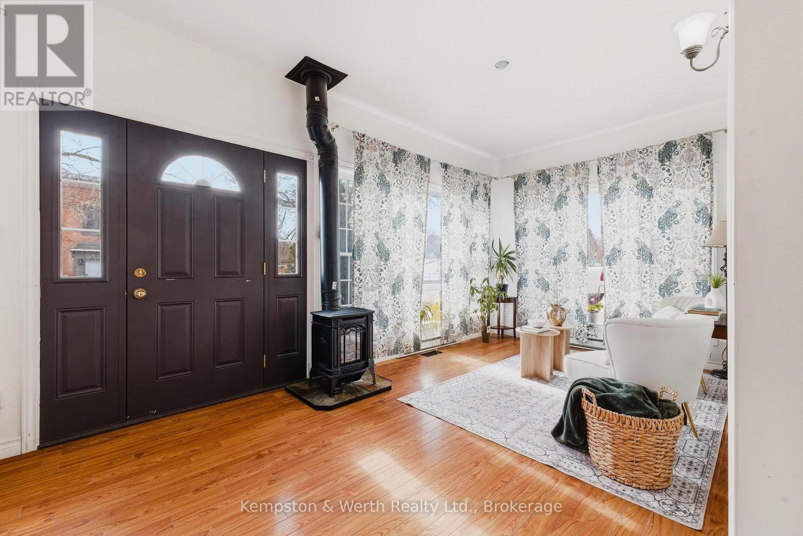 30 Arthur Street W, Minto, Ontario  N0G 1Z0 - Photo 21 - X12923522