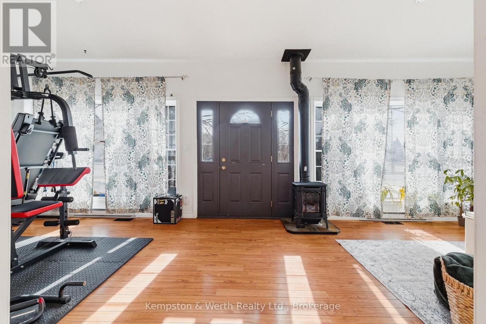 30 Arthur Street W, Minto, Ontario  N0G 1Z0 - Photo 23 - X12923522