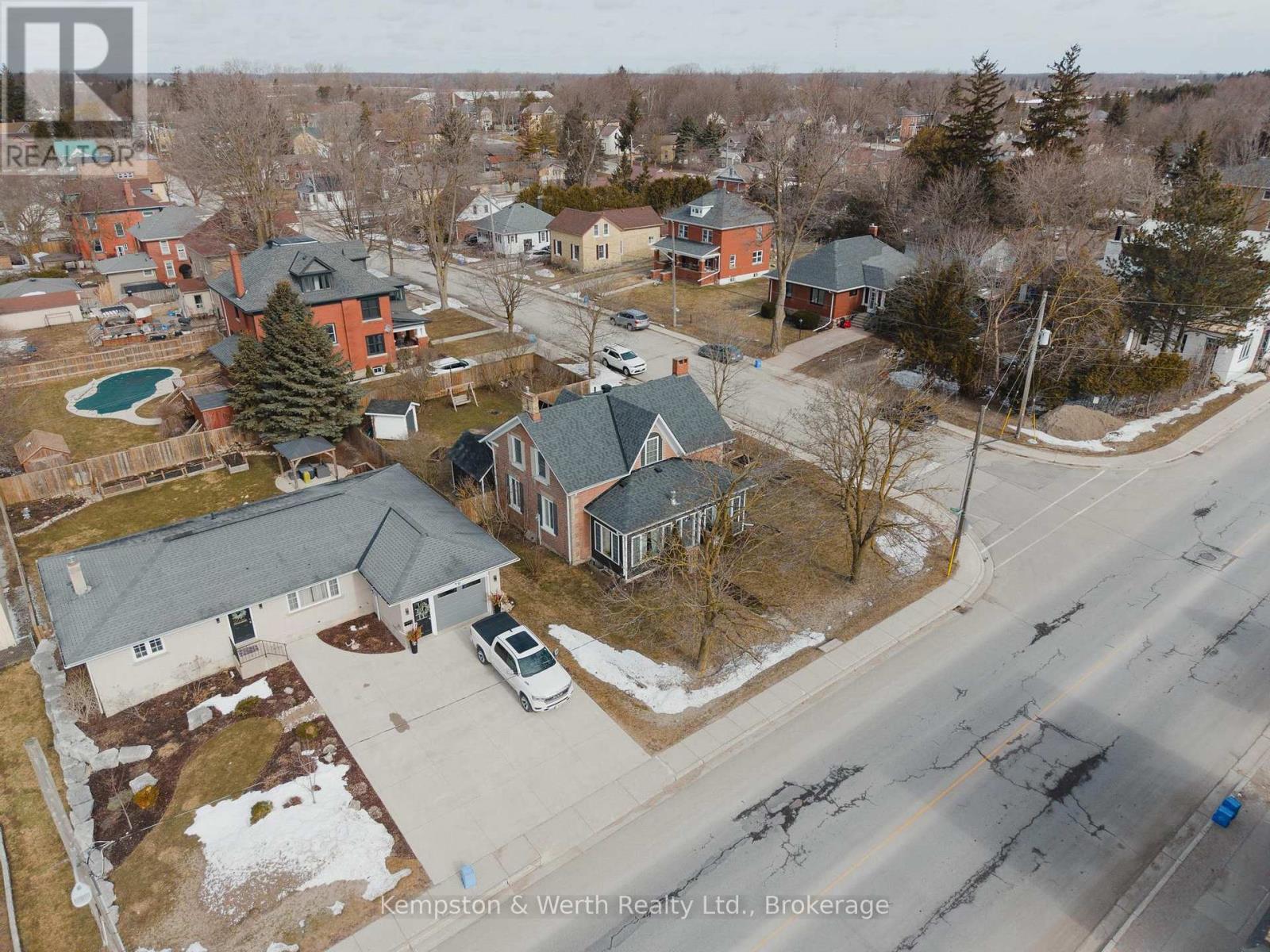 30 Arthur Street W, Minto, Ontario  N0G 1Z0 - Photo 41 - X12923522