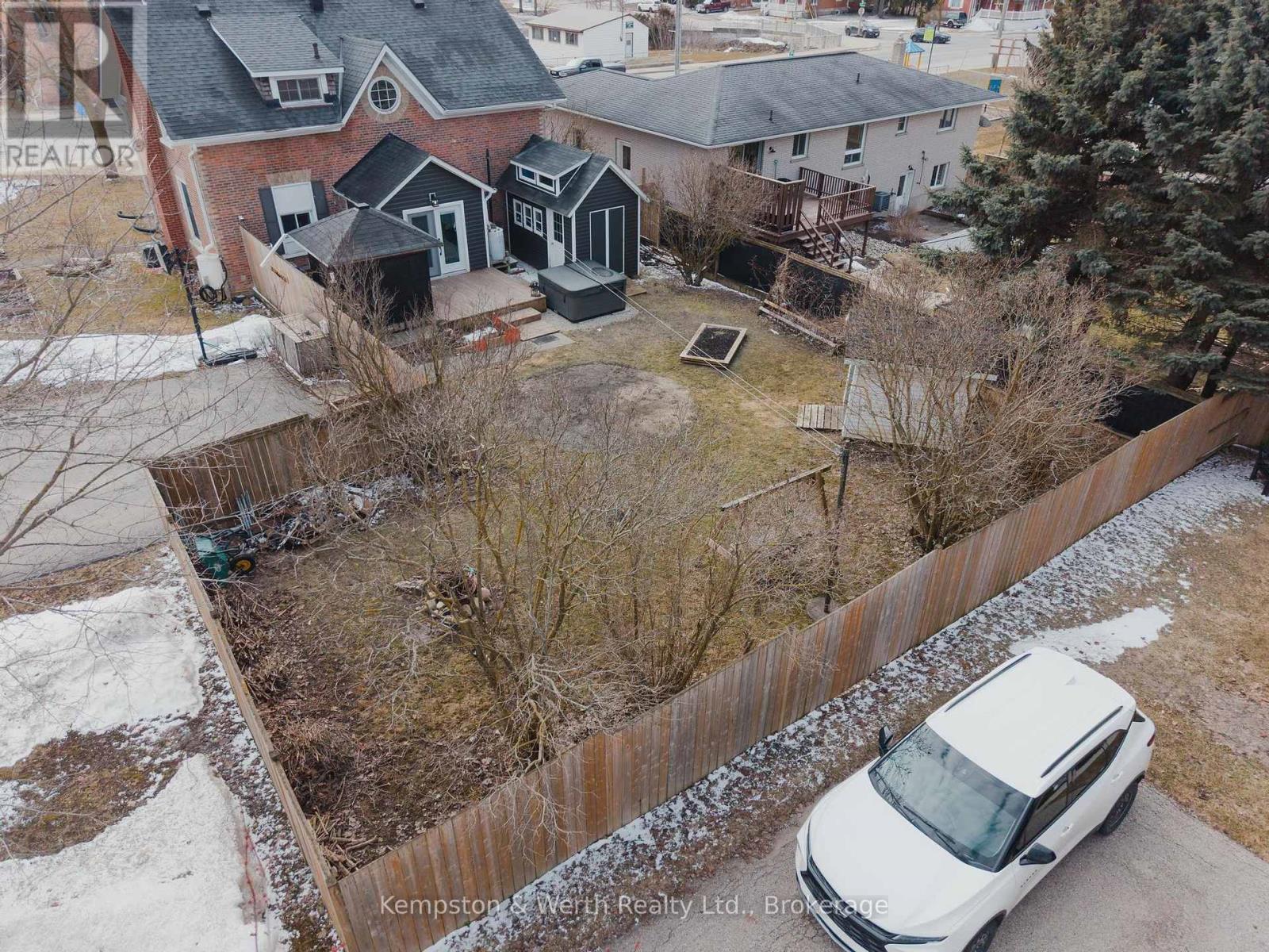 30 Arthur Street W, Minto, Ontario  N0G 1Z0 - Photo 45 - X12923522