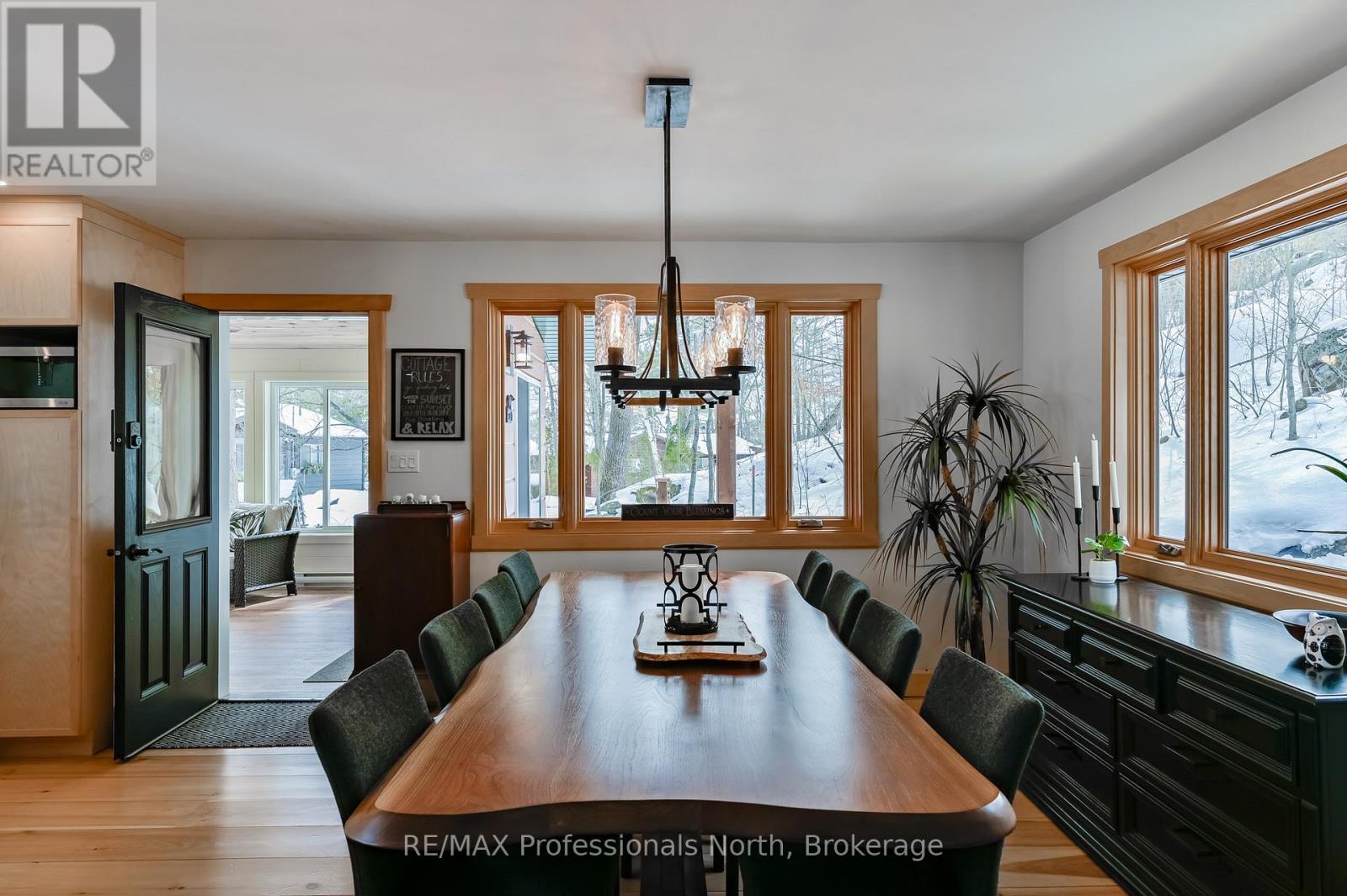 1015 Bluestone Lane, Minden Hills, Ontario  K0M 2K0 - Photo 12 - X12923542