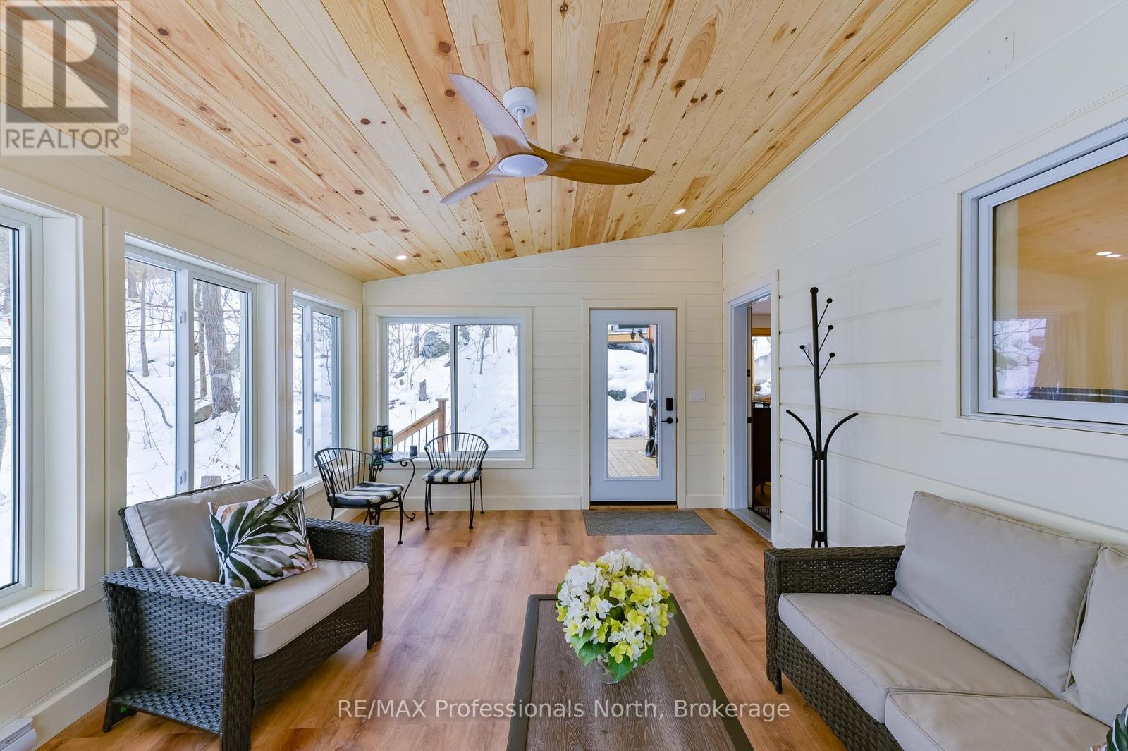 1015 Bluestone Lane, Minden Hills, Ontario  K0M 2K0 - Photo 14 - X12923542