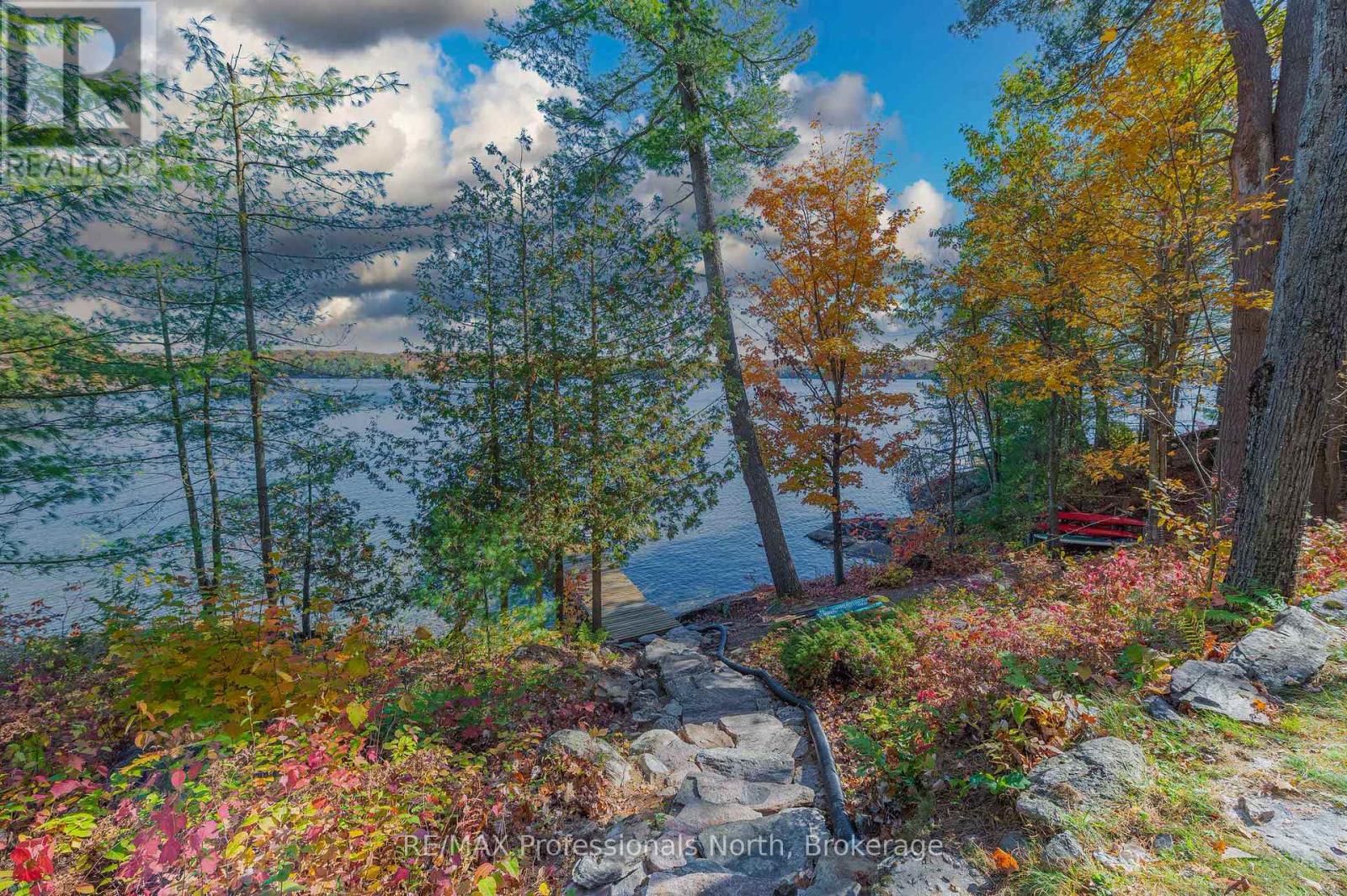 1015 Bluestone Lane, Minden Hills, Ontario  K0M 2K0 - Photo 44 - X12923542