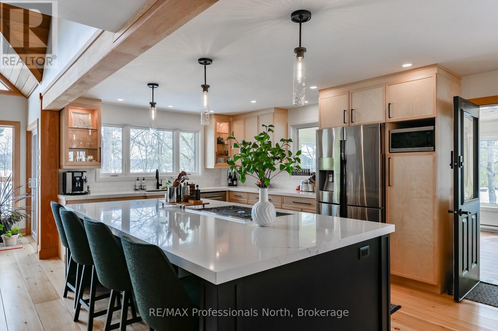 1015 Bluestone Lane, Minden Hills, Ontario  K0M 2K0 - Photo 7 - X12923542