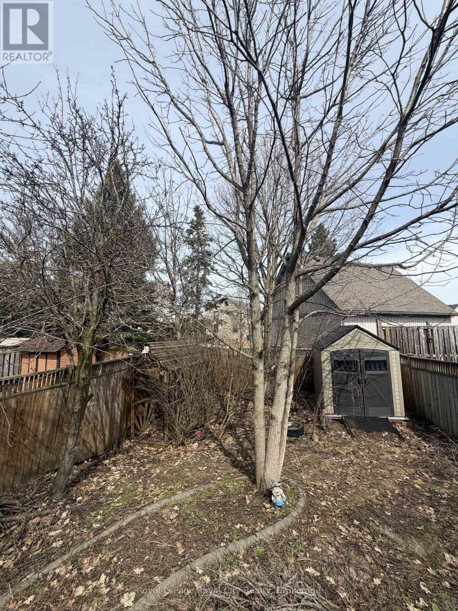 206 Rickson Avenue, Guelph (Kortright West), Ontario  N1G 4Y6 - Photo 11 - X12923676