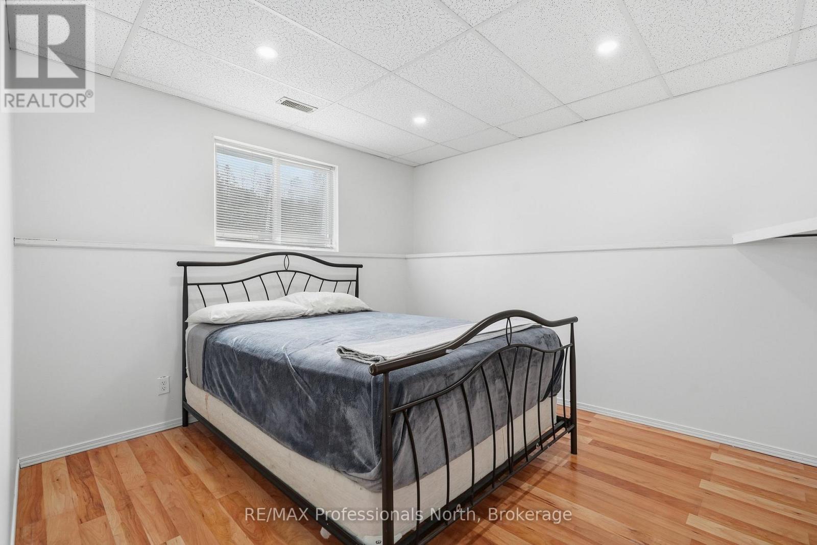 1036 Post Road, Bracebridge (Macaulay), Ontario  P1L 1W9 - Photo 38 - X12923682