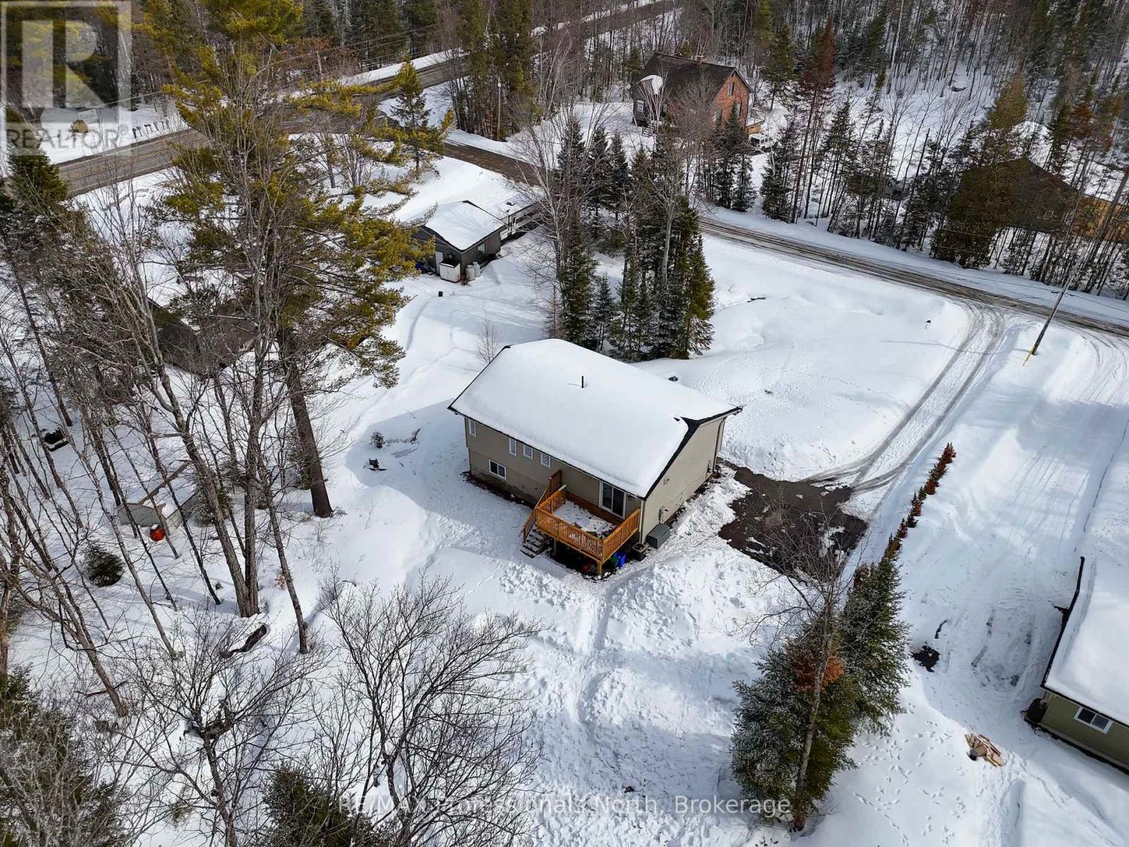 1036 Post Road, Bracebridge (Macaulay), Ontario  P1L 1W9 - Photo 5 - X12923682