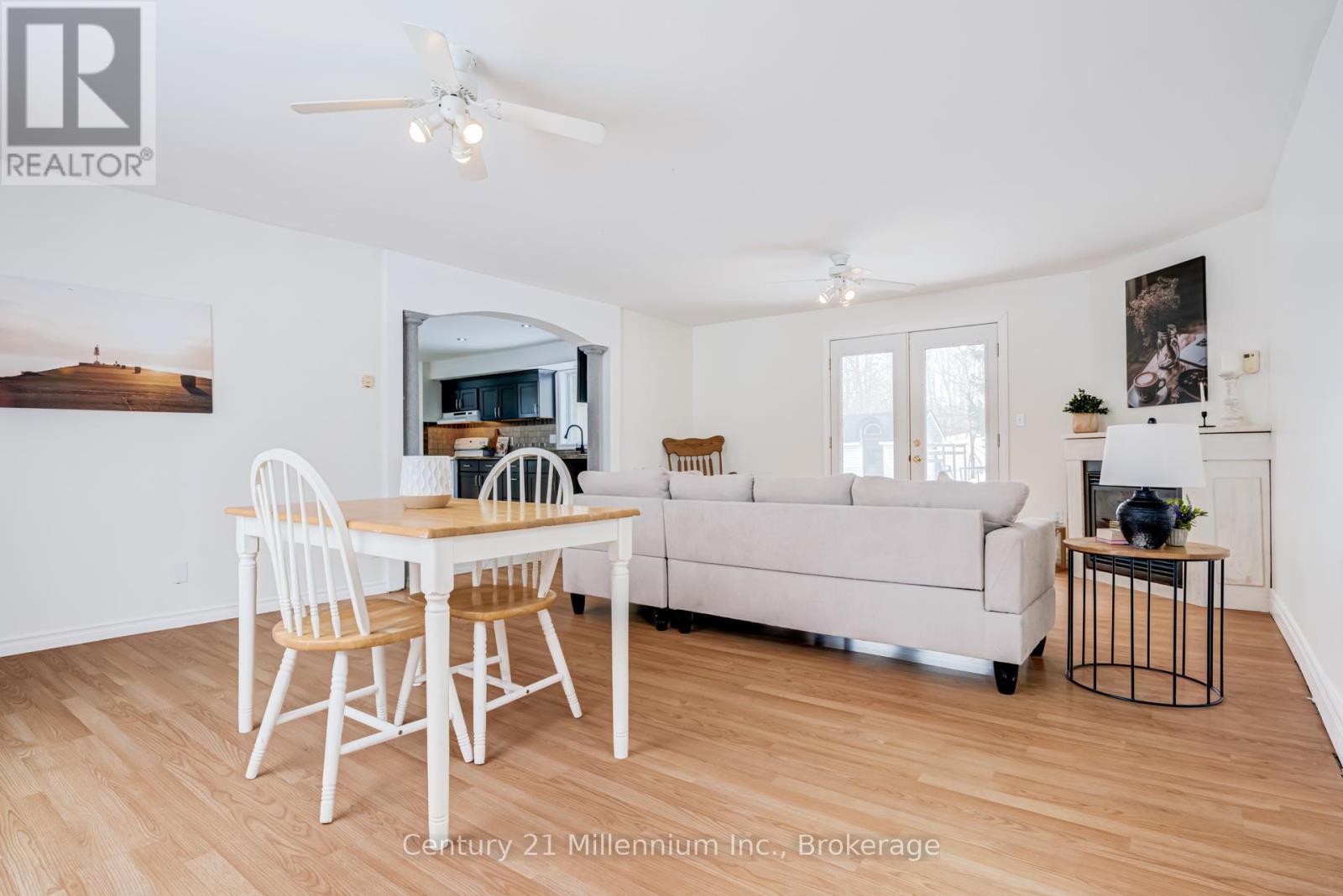 124 Main Street, Northern Bruce Peninsula, Ontario  N0H 1W0 - Photo 14 - X12923760