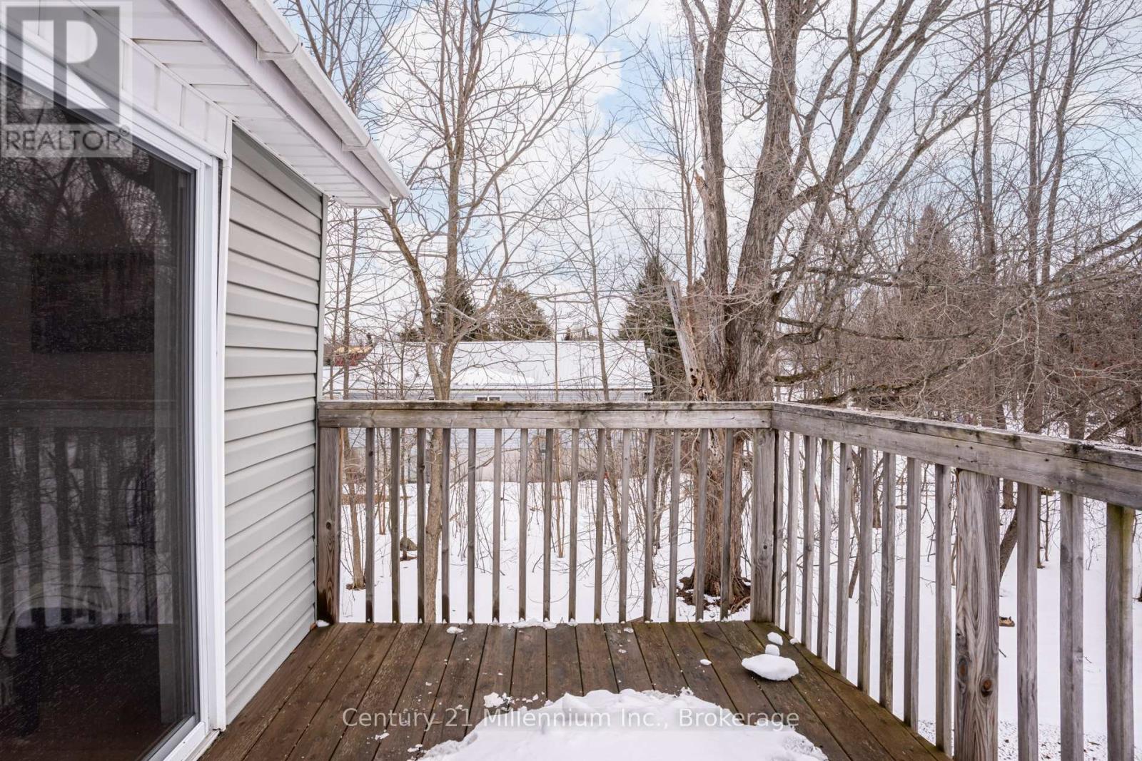 124 Main Street, Northern Bruce Peninsula, Ontario  N0H 1W0 - Photo 26 - X12923760