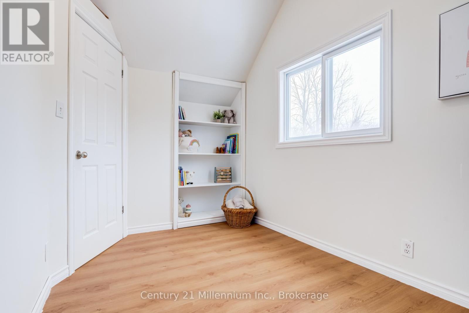 124 Main Street, Northern Bruce Peninsula, Ontario  N0H 1W0 - Photo 29 - X12923760