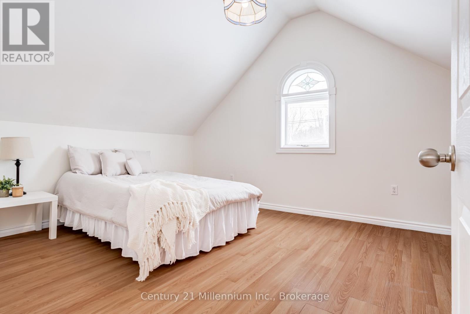 124 Main Street, Northern Bruce Peninsula, Ontario  N0H 1W0 - Photo 30 - X12923760