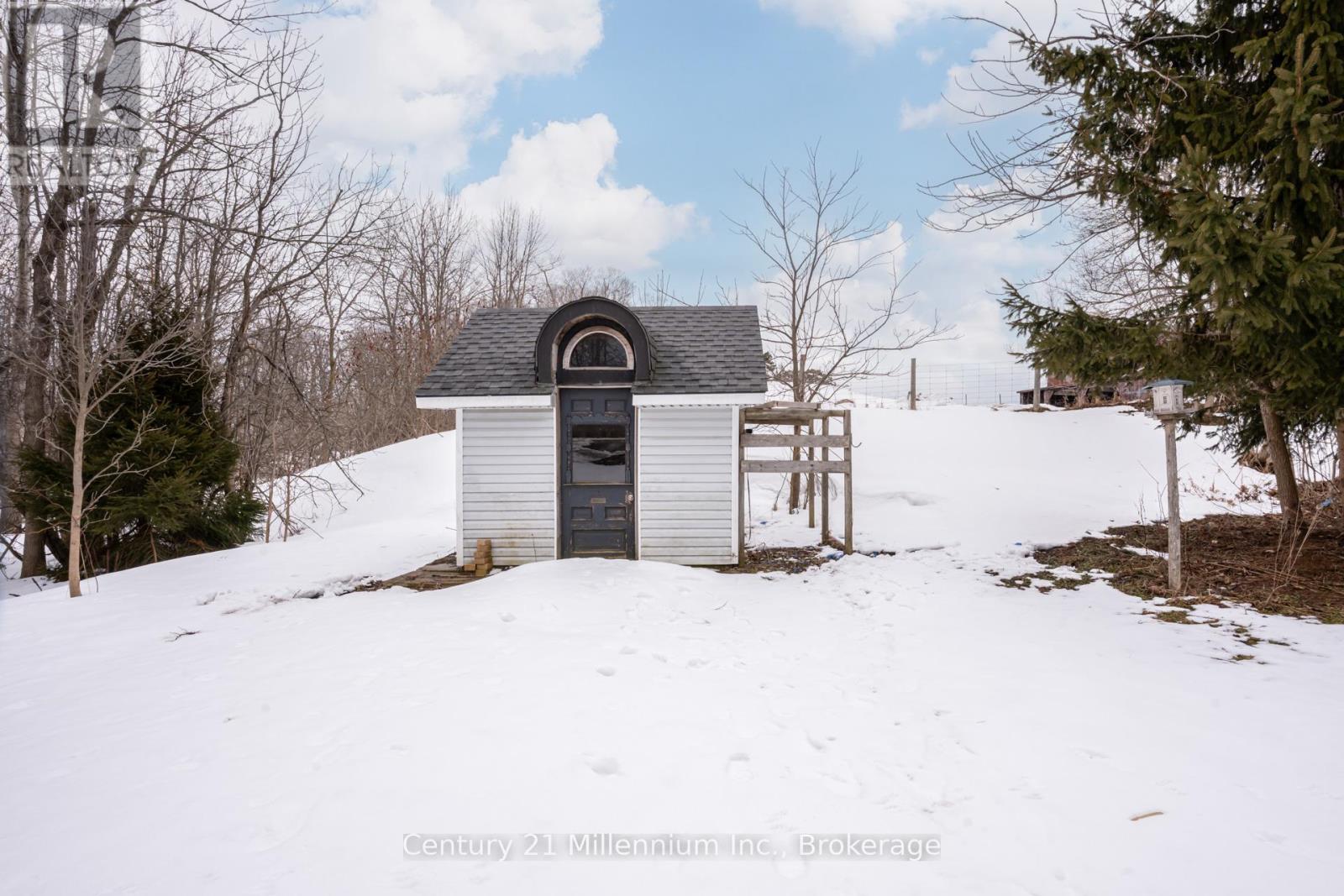 124 Main Street, Northern Bruce Peninsula, Ontario  N0H 1W0 - Photo 42 - X12923760
