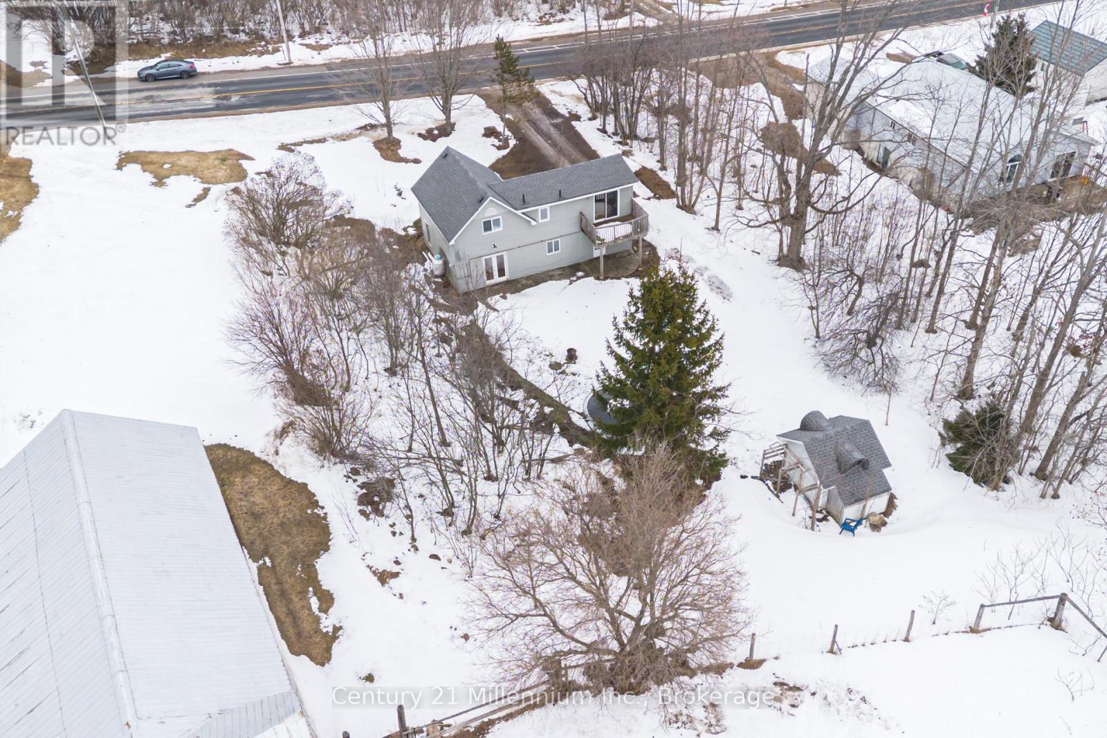 124 Main Street, Northern Bruce Peninsula, Ontario  N0H 1W0 - Photo 45 - X12923760