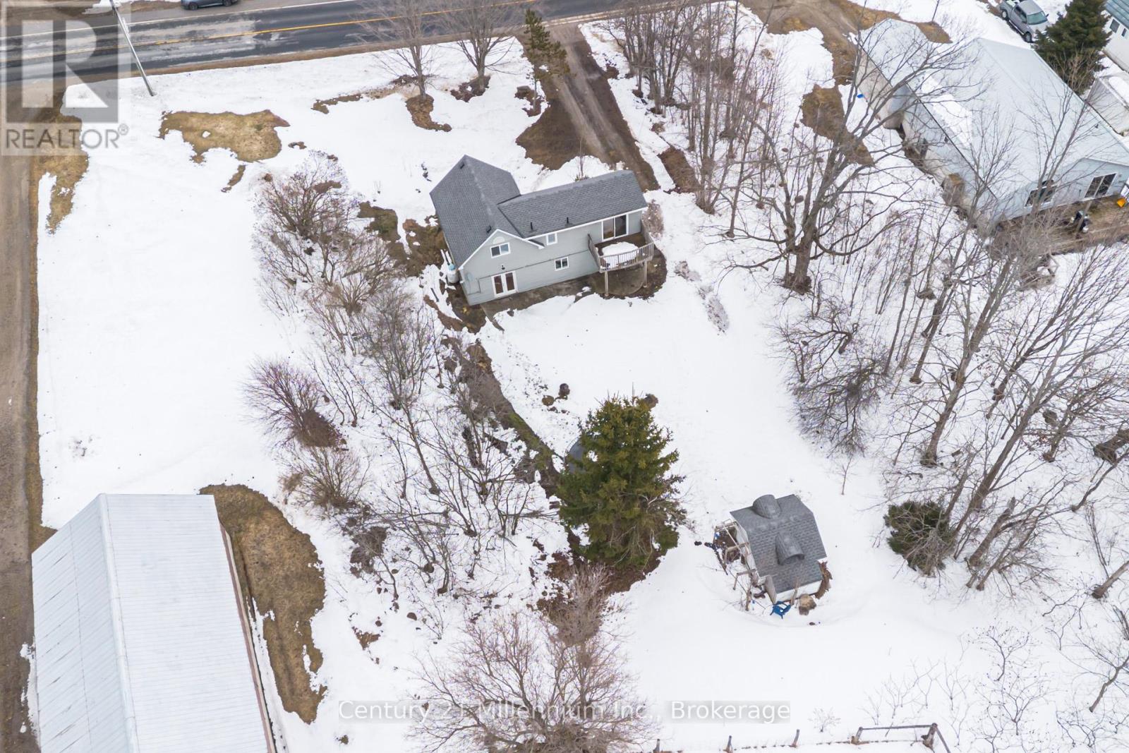 124 Main Street, Northern Bruce Peninsula, Ontario  N0H 1W0 - Photo 48 - X12923760