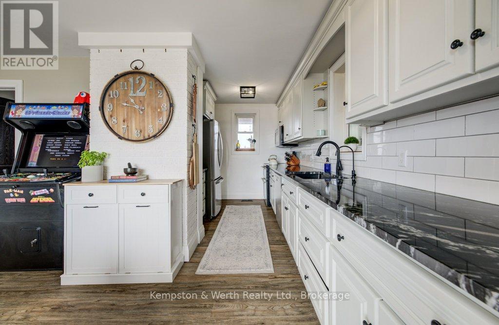 43342 Amberley Road, Howick, Ontario  N0G 2X0 - Photo 10 - X12923774