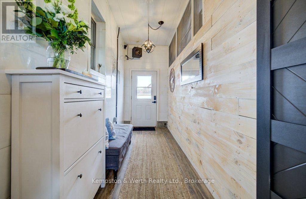 43342 Amberley Road, Howick, Ontario  N0G 2X0 - Photo 6 - X12923774