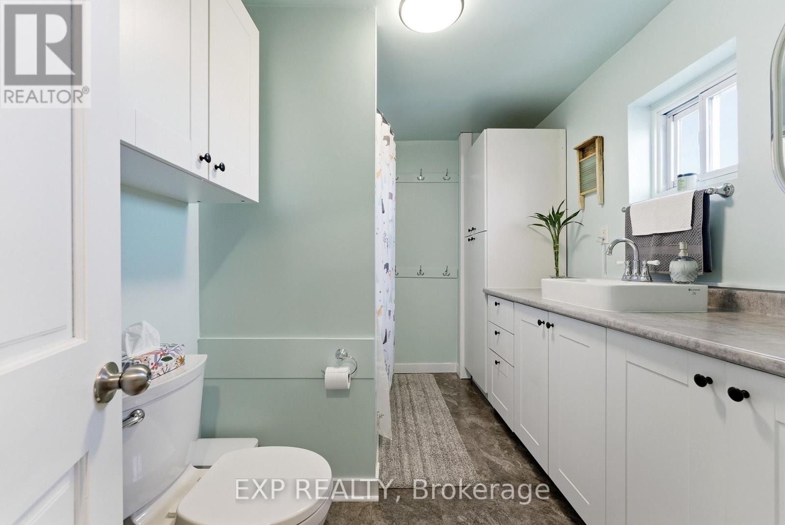 1449 Bridge Street W, Greater Napanee, Ontario  K7R 3L1 - Photo 17 - X12923890