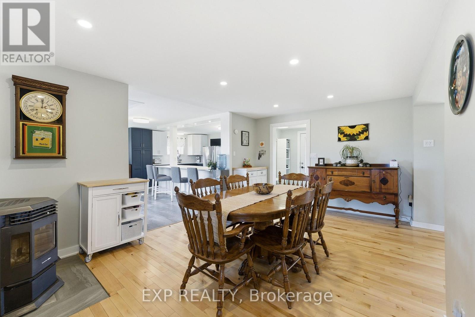 1449 Bridge Street W, Greater Napanee, Ontario  K7R 3L1 - Photo 6 - X12923890