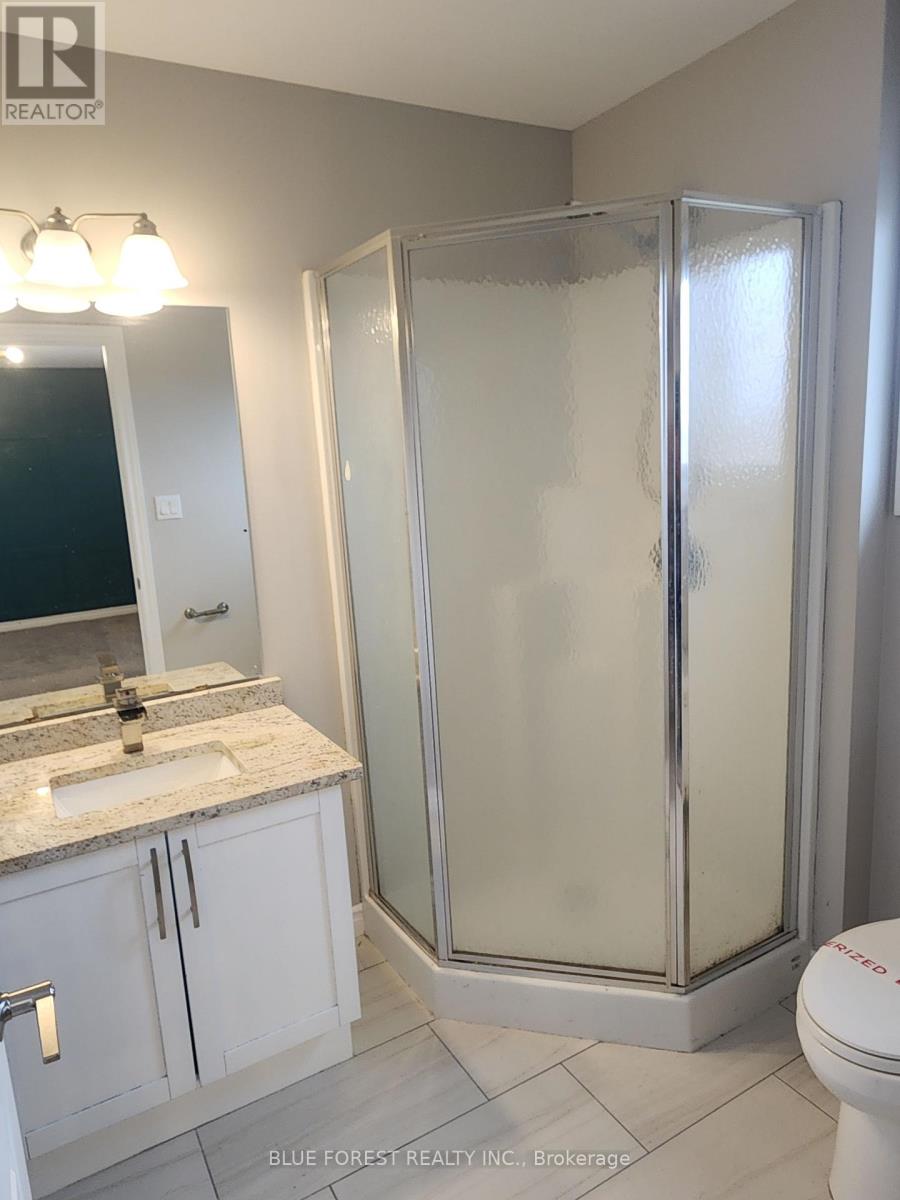 3197 Meadowgate Boulevard, London South, Ontario  N6M 0B7 - Photo 11 - X12923620