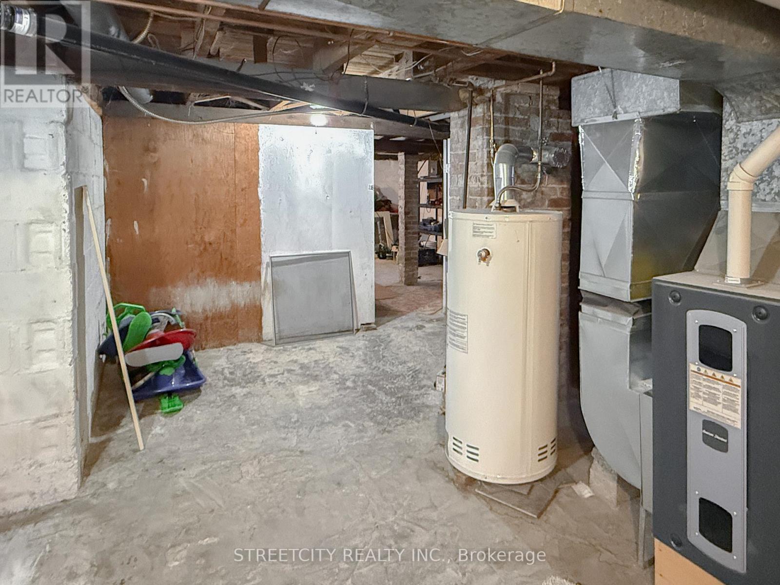 305 St Clair Street, Chatham-Kent, Ontario  N7L 3J8 - Photo 15 - X12923642