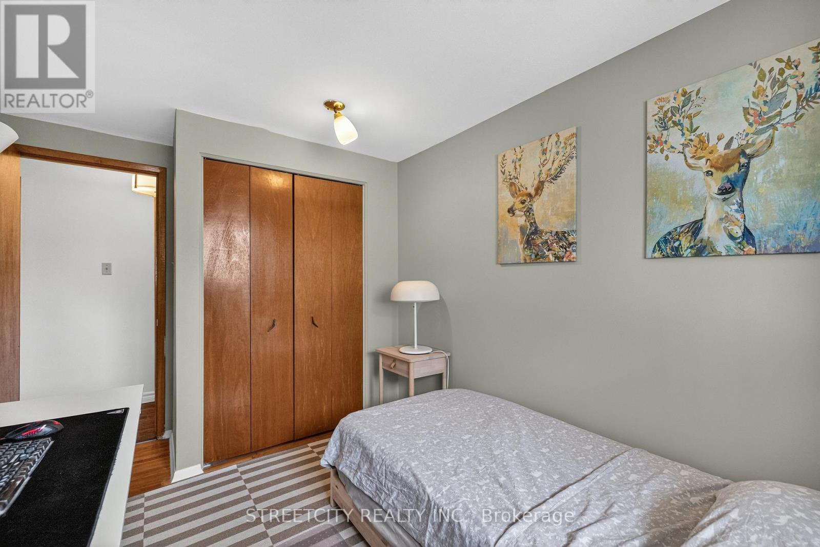 14 Nicholas Crescent, London South, Ontario  N6E 2E9 - Photo 22 - X12923708