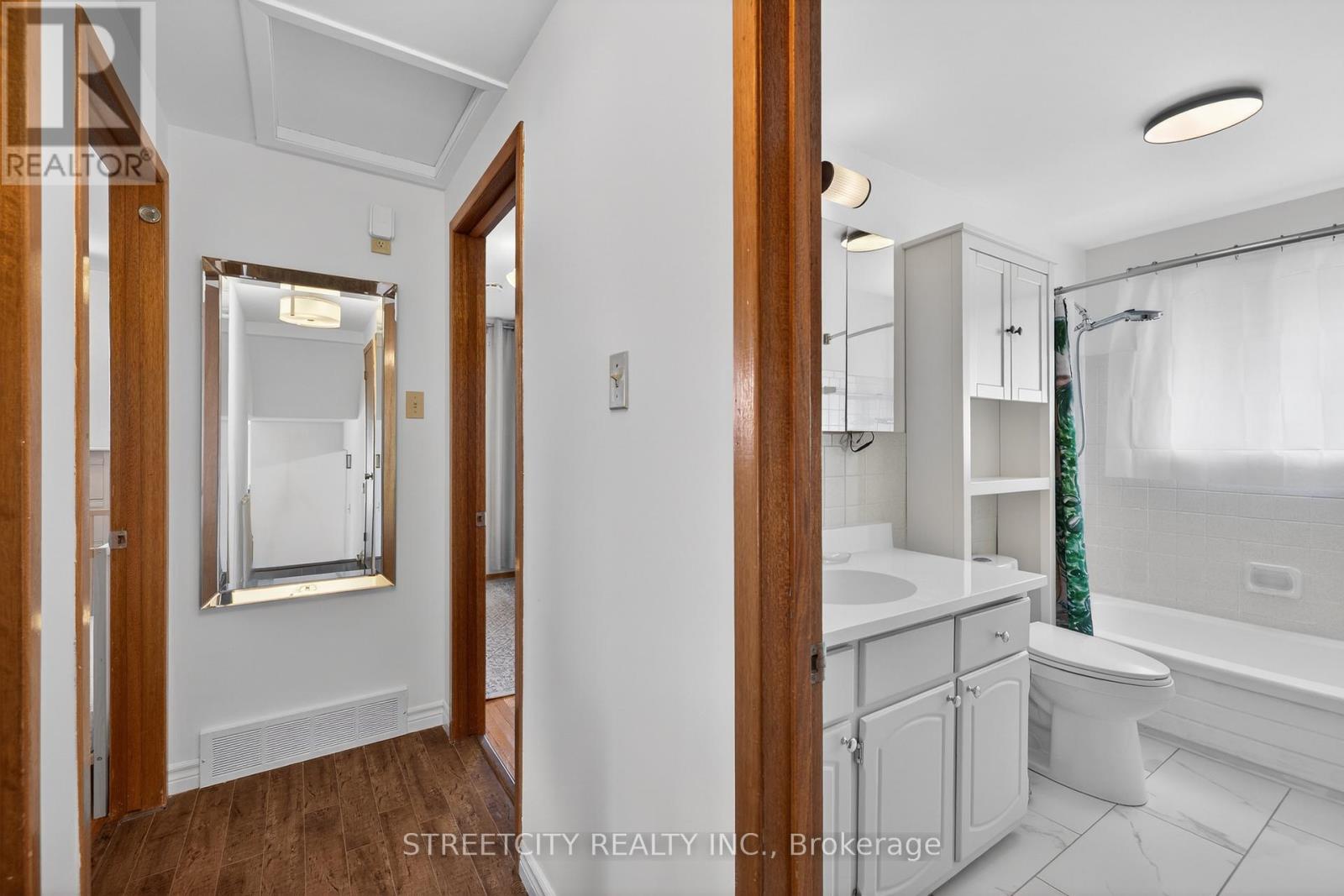 14 Nicholas Crescent, London South, Ontario  N6E 2E9 - Photo 23 - X12923708