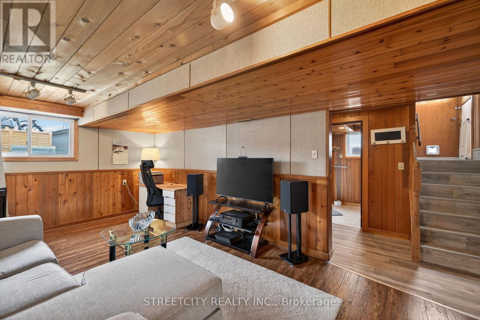 14 Nicholas Crescent, London South, Ontario  N6E 2E9 - Photo 28 - X12923708