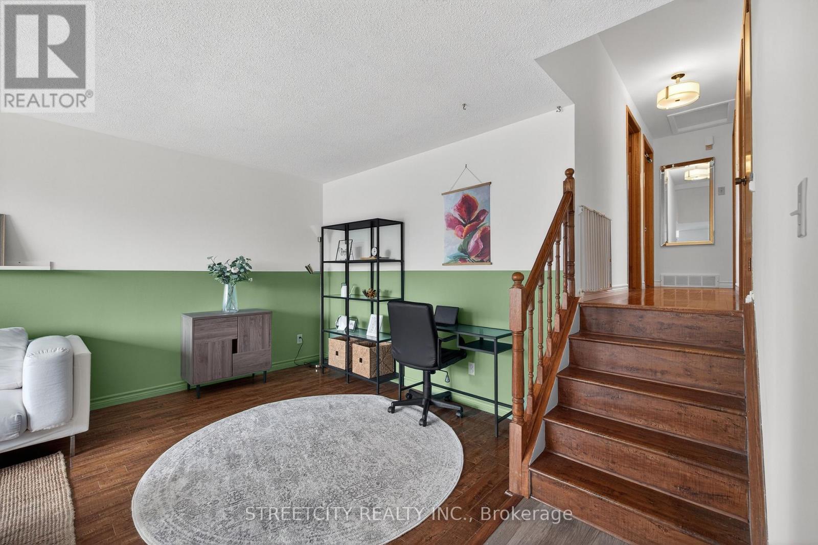 14 Nicholas Crescent, London South, Ontario  N6E 2E9 - Photo 9 - X12923708