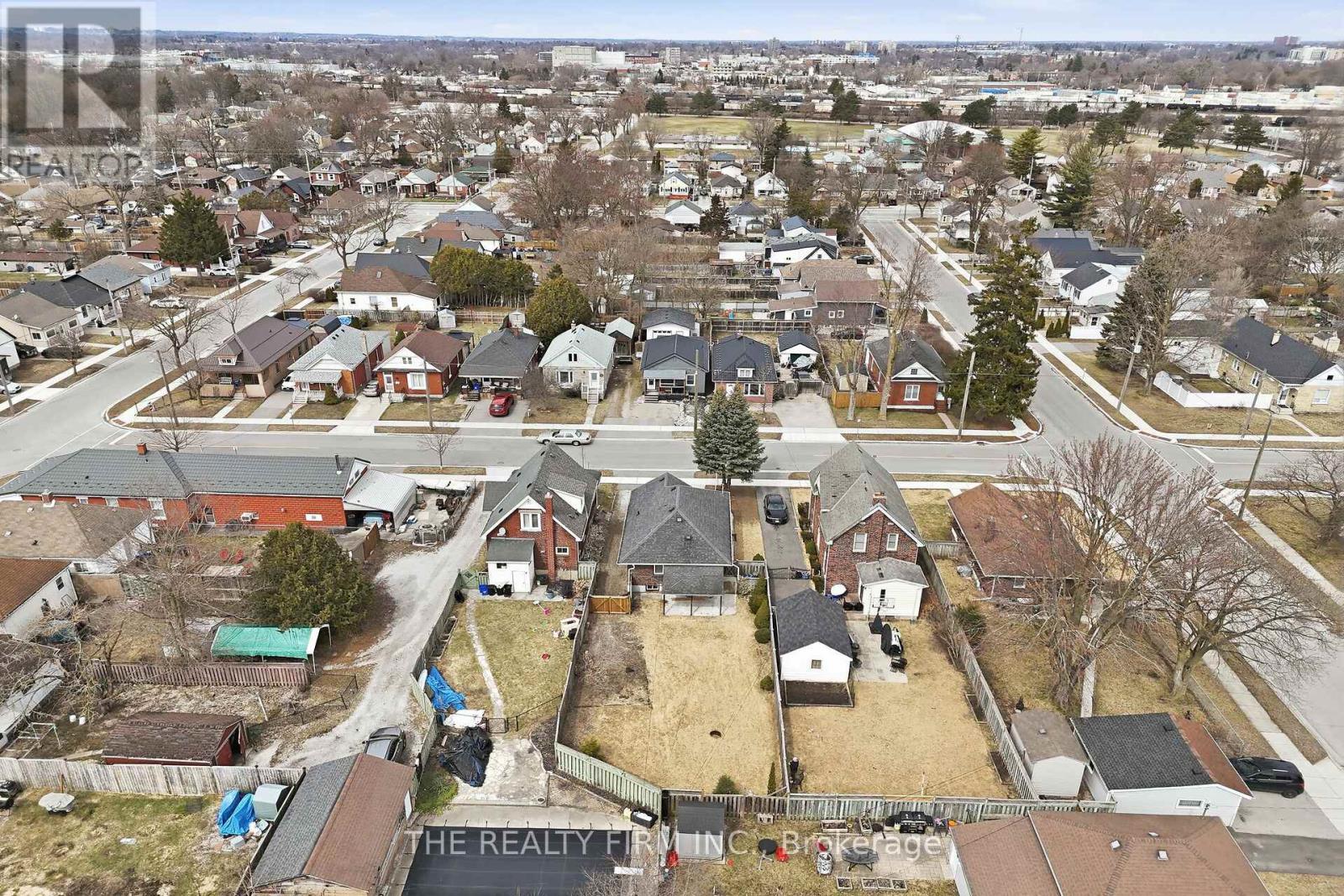 13 Major Street, London East, Ontario  N5Z 1E1 - Photo 42 - X12923840