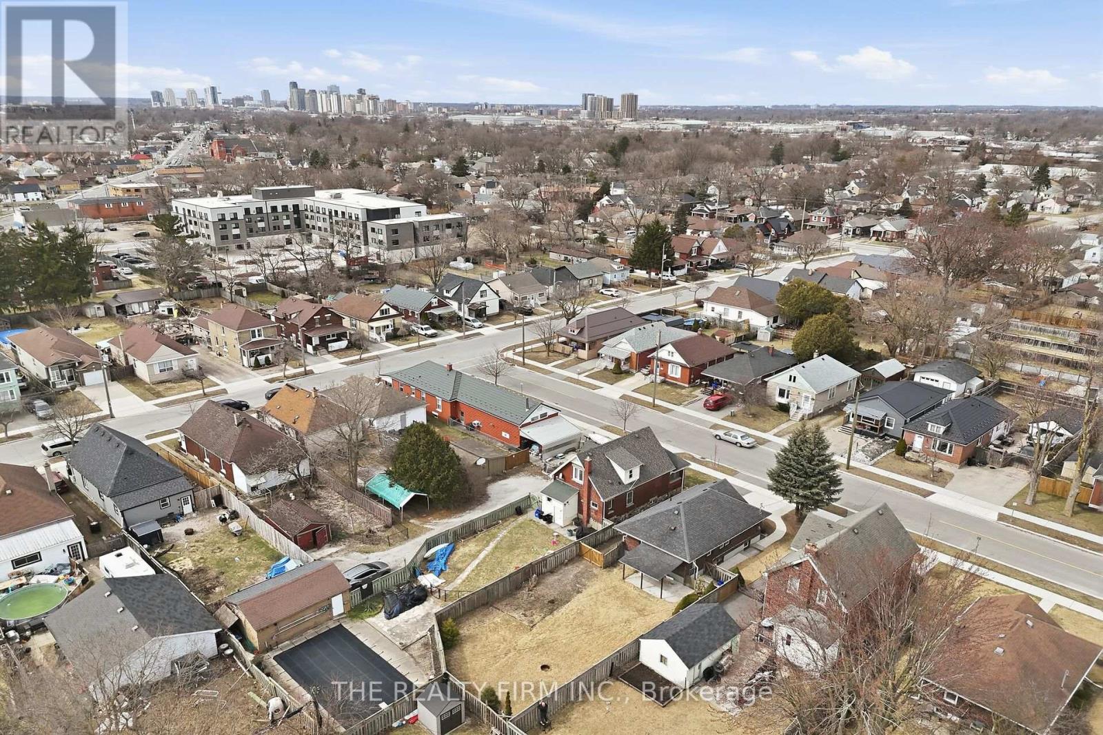 13 Major Street, London East, Ontario  N5Z 1E1 - Photo 43 - X12923840