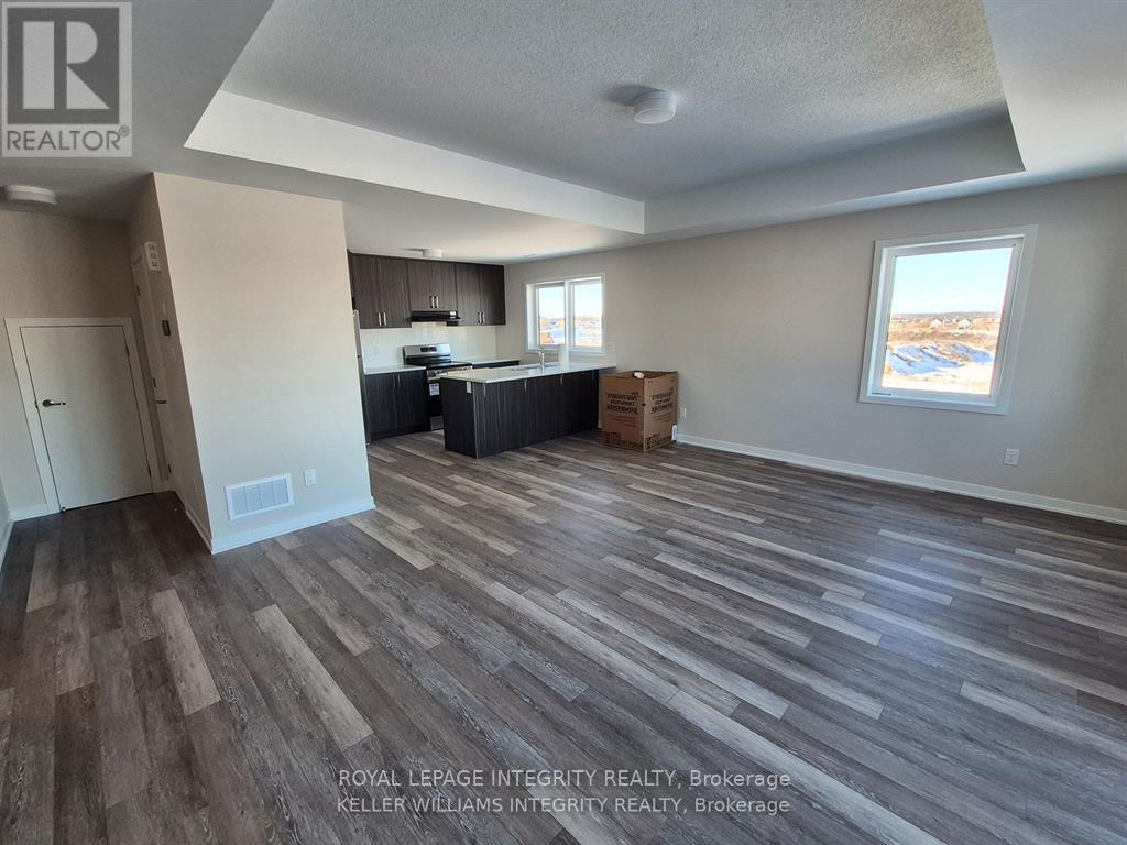 316 Parnian Private, Ottawa, Ontario  K2J 7K5 - Photo 4 - X12923514