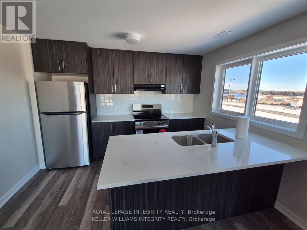 316 Parnian Private, Ottawa, Ontario  K2J 7K5 - Photo 5 - X12923514