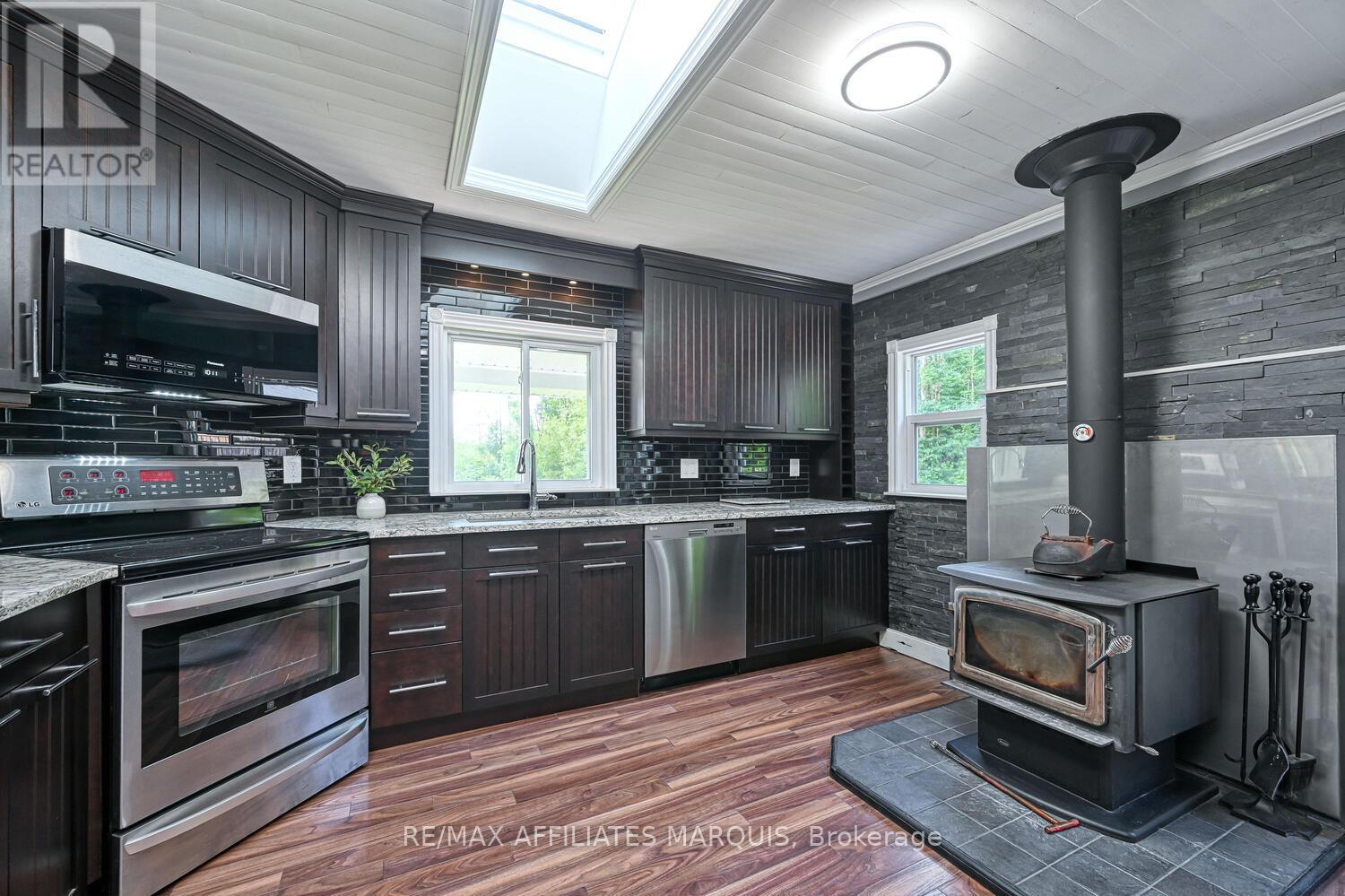 103 County 8 Road, Elizabethtown-Kitley, Ontario  K0E 1Y0 - Photo 20 - X12923670