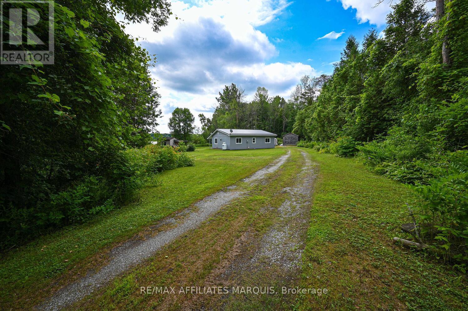 103 County 8 Road, Elizabethtown-Kitley, Ontario  K0E 1Y0 - Photo 6 - X12923670
