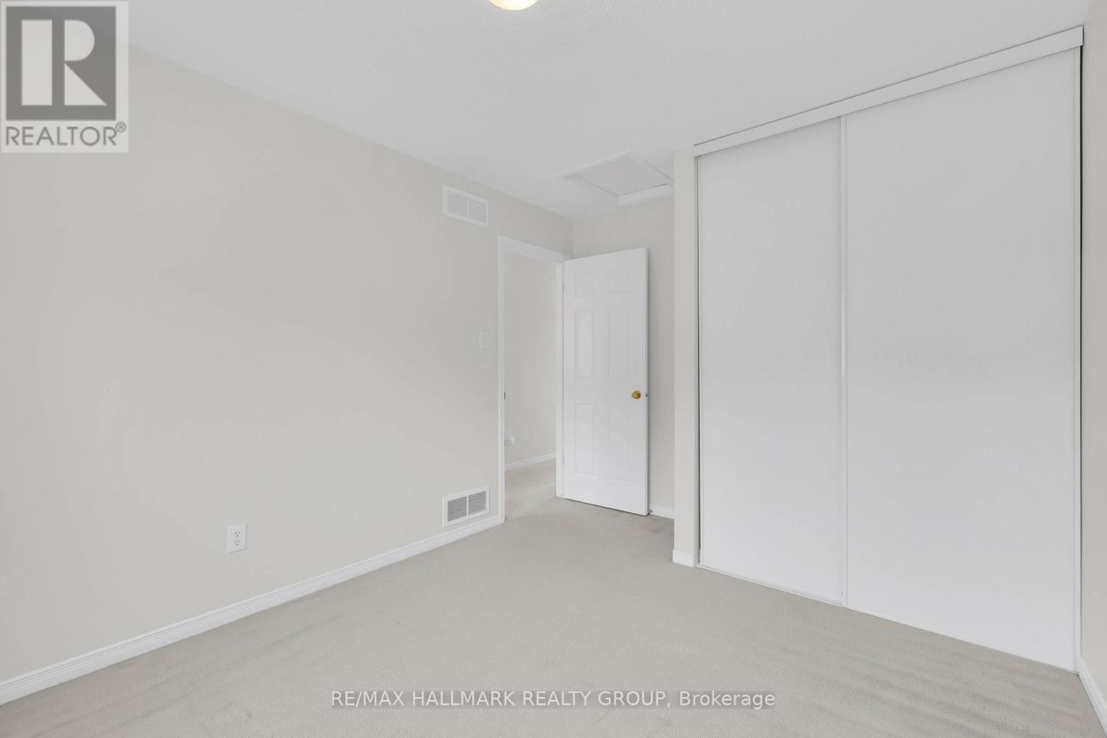 40 Goldridge Drive, Ottawa, Ontario  K2T 1E5 - Photo 16 - X12923700