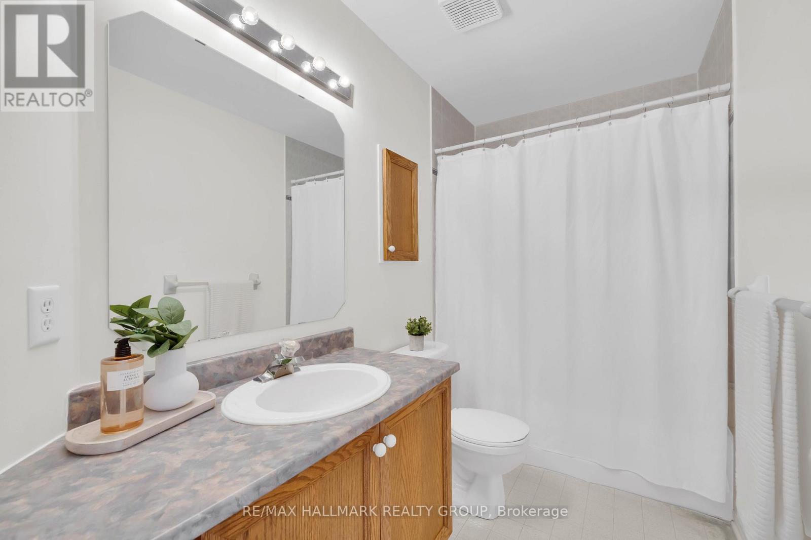 40 Goldridge Drive, Ottawa, Ontario  K2T 1E5 - Photo 19 - X12923700