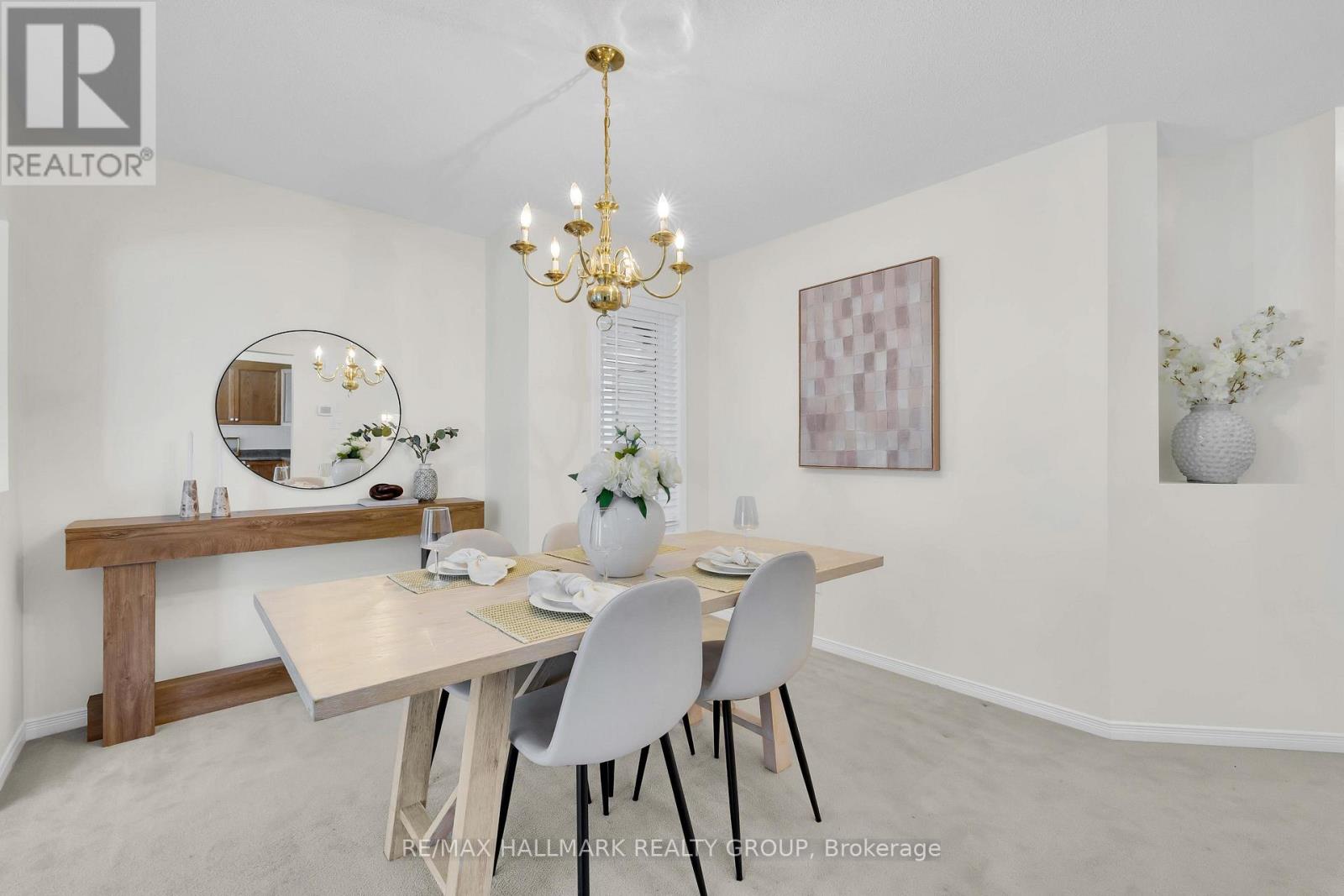 40 Goldridge Drive, Ottawa, Ontario  K2T 1E5 - Photo 5 - X12923700