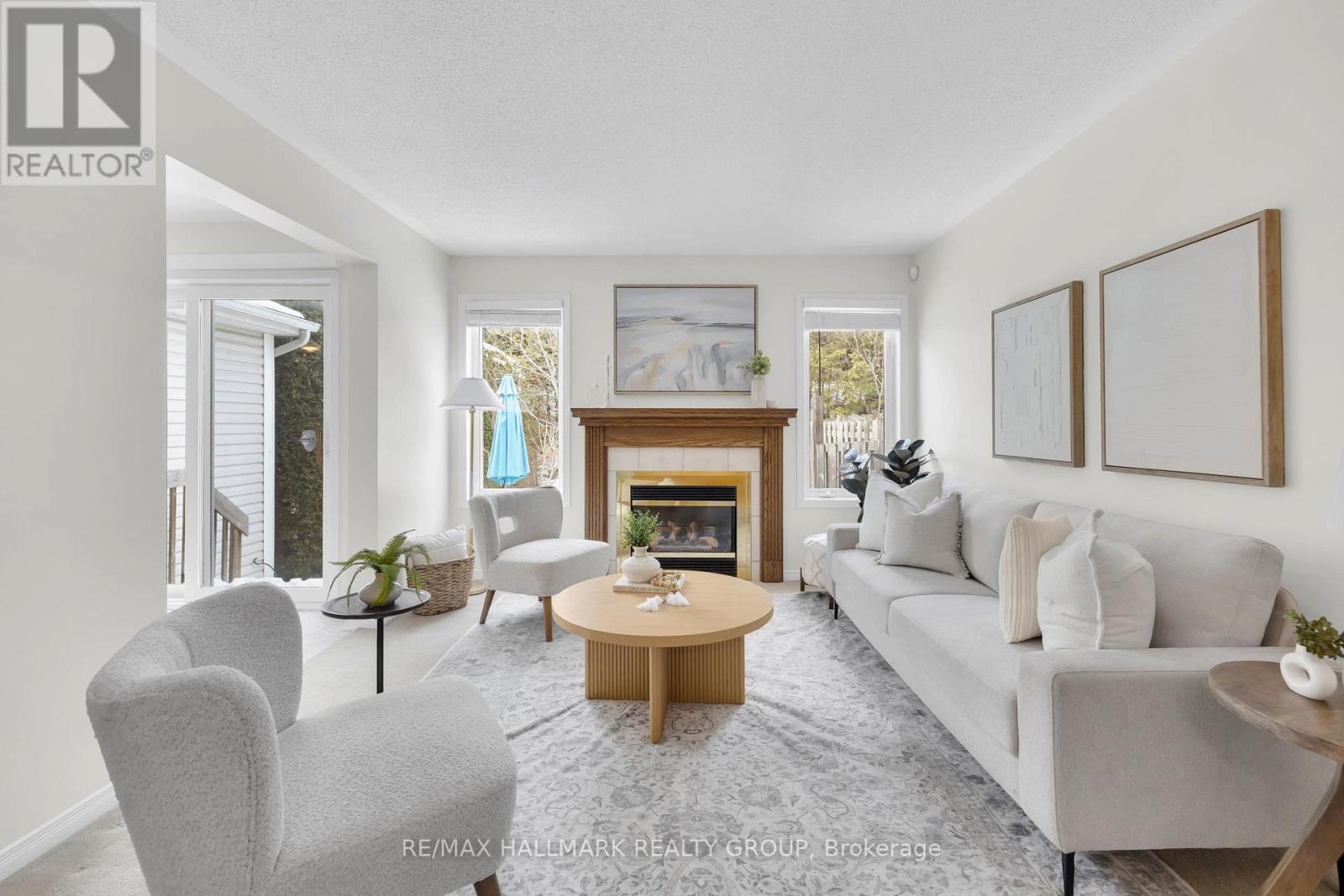 40 Goldridge Drive, Ottawa, Ontario  K2T 1E5 - Photo 6 - X12923700