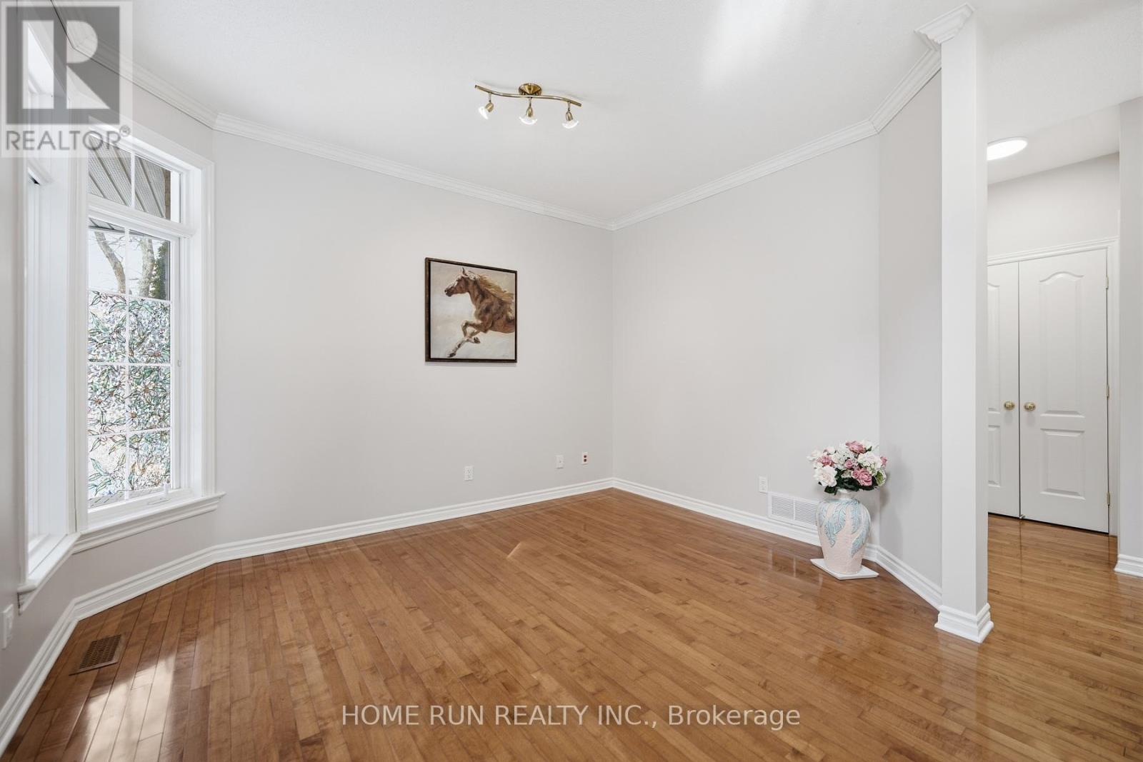 141 Steeple Chase Drive, Ottawa, Ontario  K2M 2Z5 - Photo 5 - X12923738