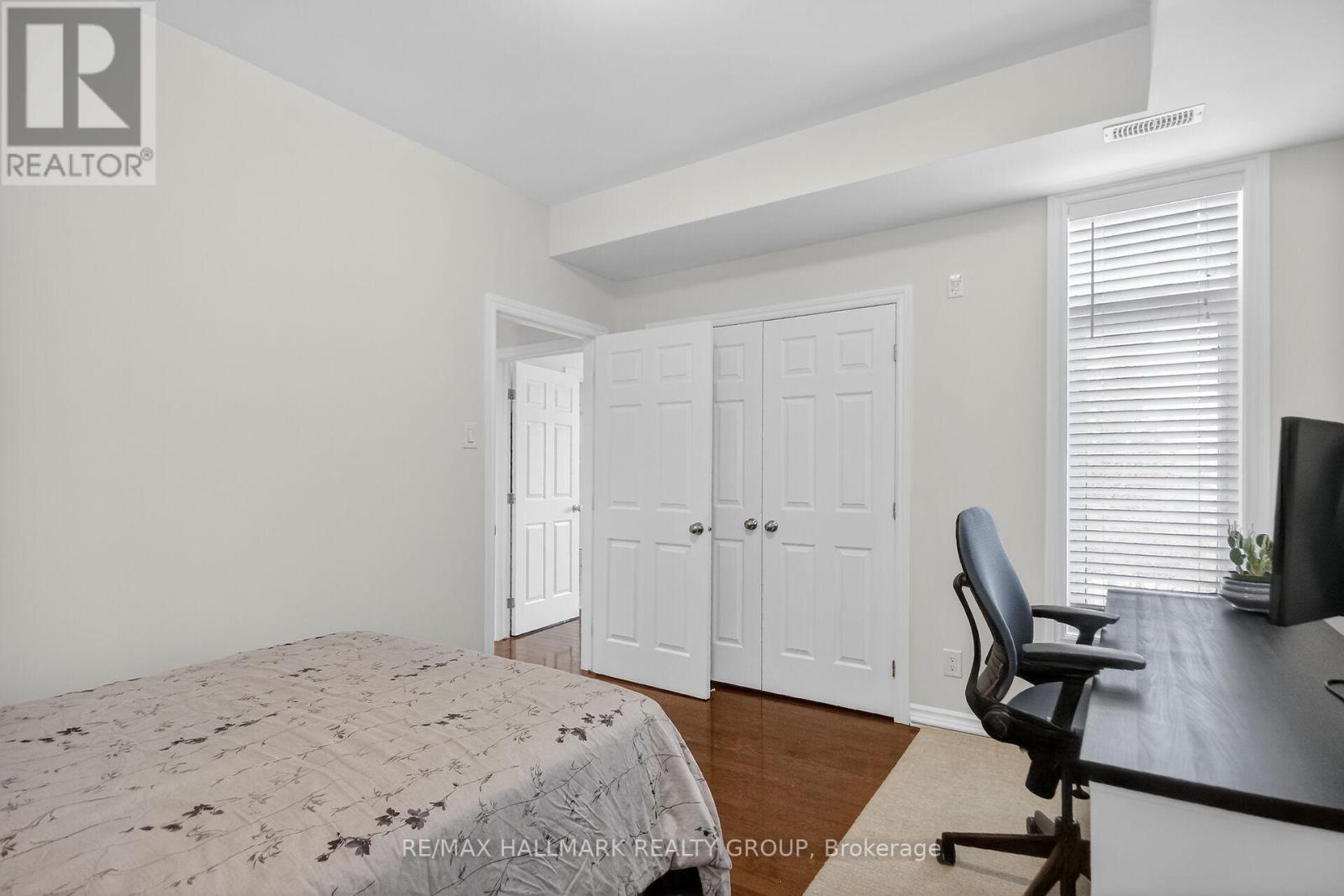 Unit F - 849 Blackcomb Private, Ottawa, Ontario  K1G 4E4 - Photo 22 - X12923740