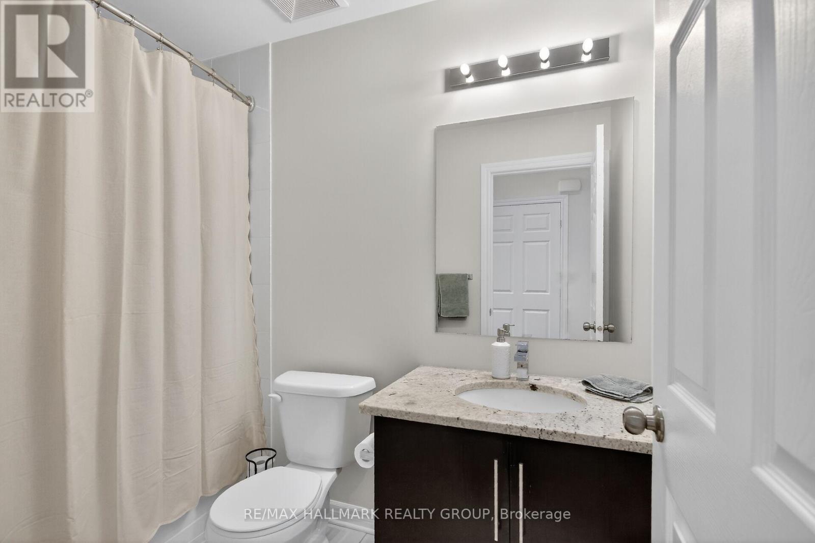 Unit F - 849 Blackcomb Private, Ottawa, Ontario  K1G 4E4 - Photo 23 - X12923740