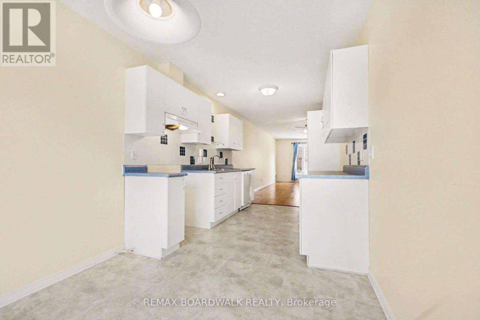 402 Flora Street, Carleton Place, Ontario  K7C 3M9 - Photo 15 - X12923784