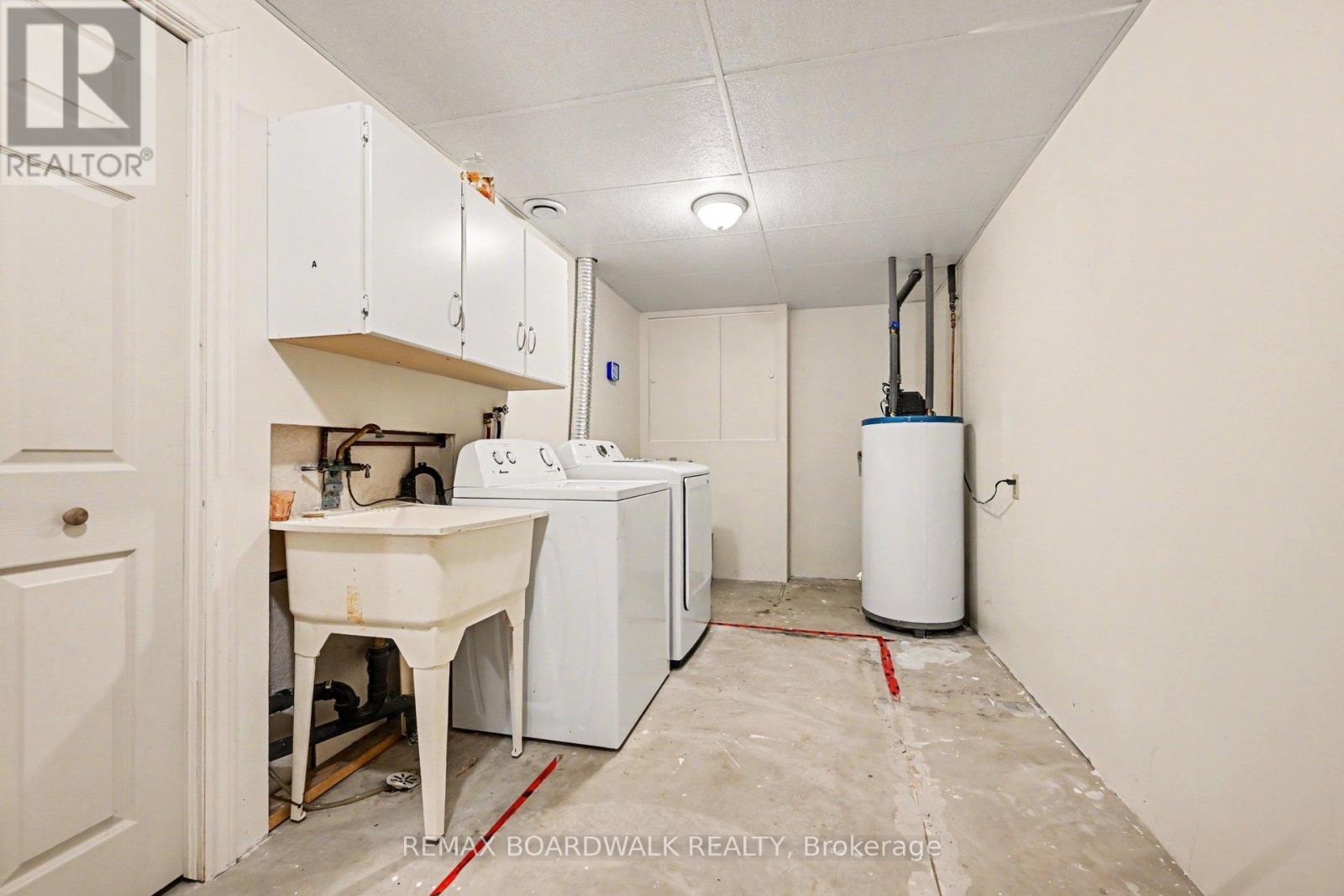 402 Flora Street, Carleton Place, Ontario  K7C 3M9 - Photo 27 - X12923784