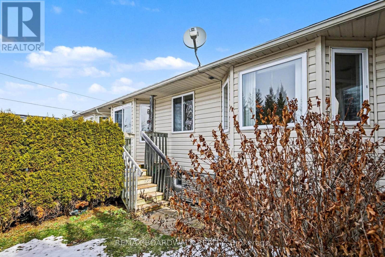 402 Flora Street, Carleton Place, Ontario  K7C 3M9 - Photo 29 - X12923784