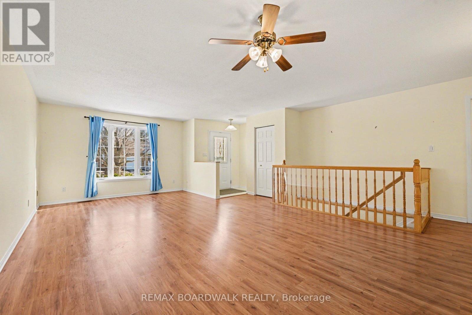 402 Flora Street, Carleton Place, Ontario  K7C 3M9 - Photo 7 - X12923784