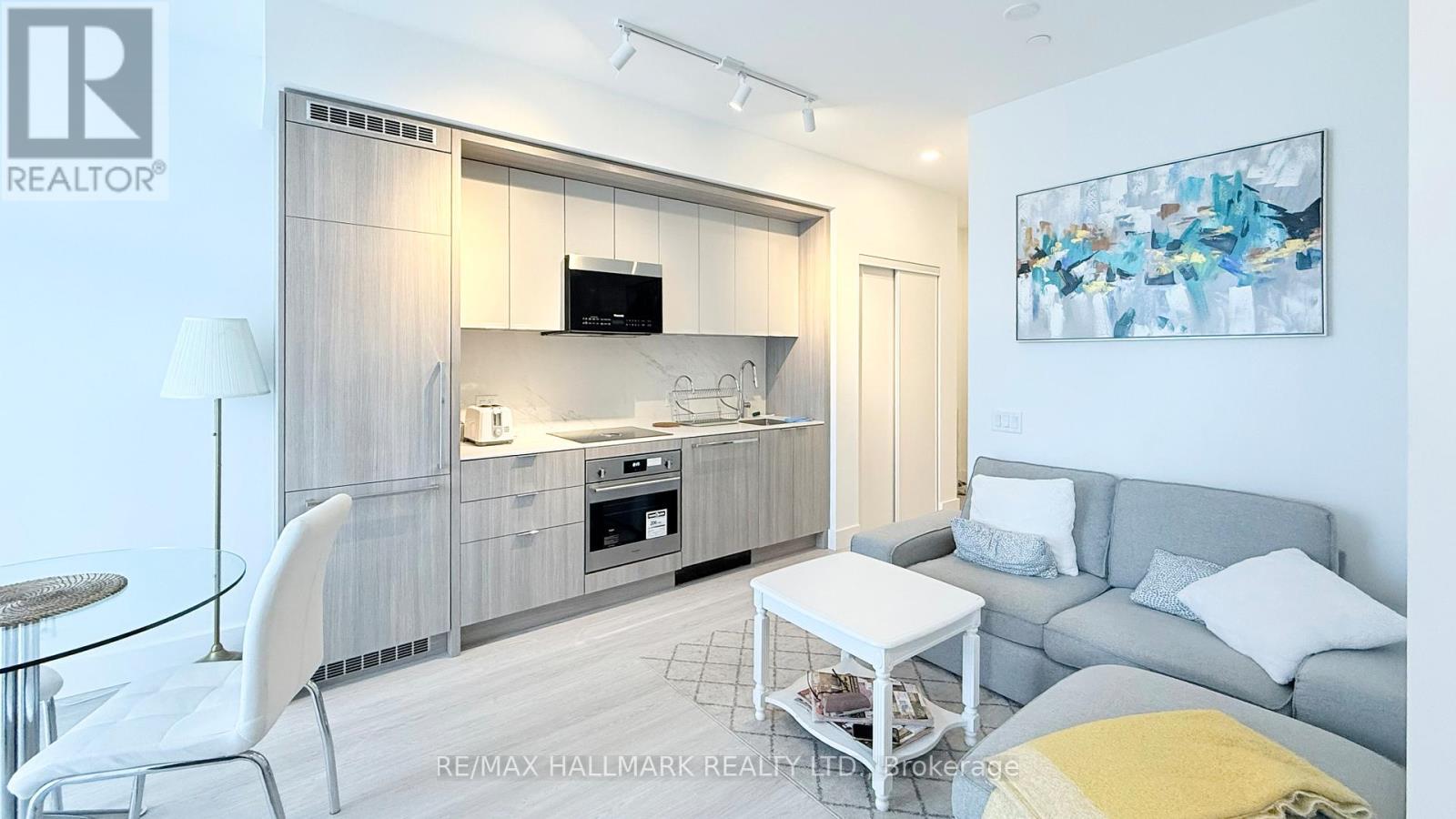 708 - 6 GREENBRIAR ROAD, Toronto, Ontario