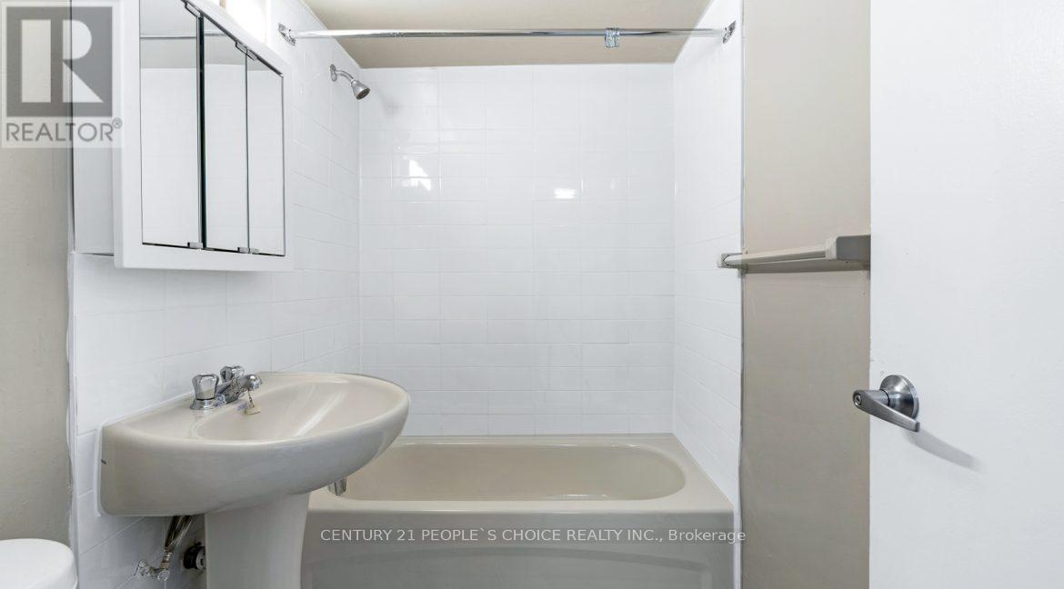 204 - 21 Welsford Gardens, Toronto, Ontario  M3A 2P6 - Photo 15 - C12923530